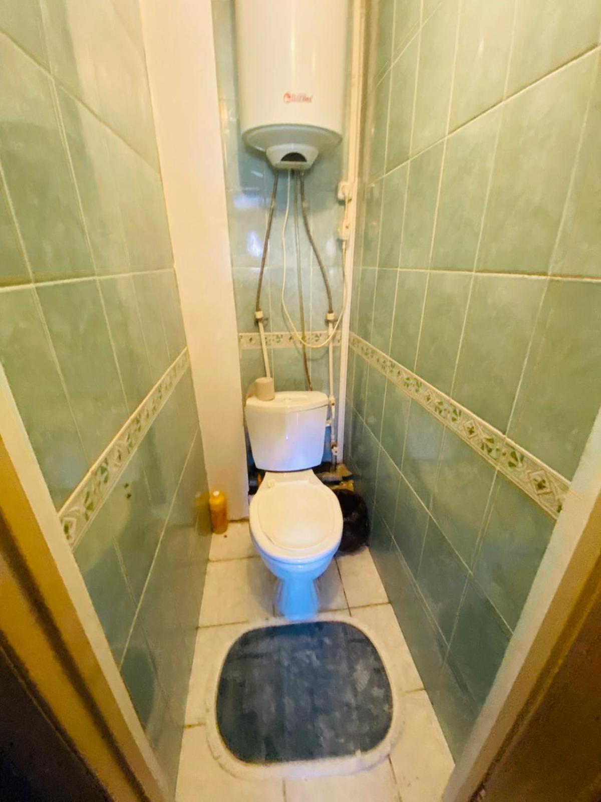 Г Караганда Ул Ермекова 58 Посуточно 2 Комн Apartment Ngoại thất bức ảnh